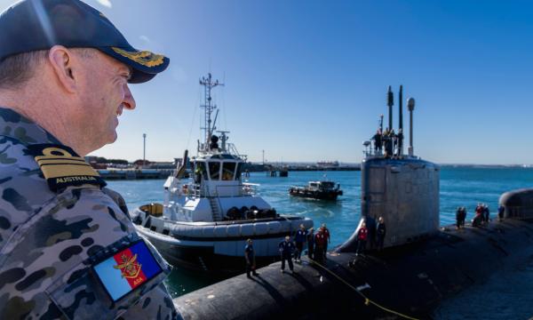 ASA Director-General Vice Admiral Jonathan Mead watches United States Navy Virginia-class submarine USS North Carolina (SSN 777) as the submarine arrives at Fleet Base West in Rockingham, Western Australia.