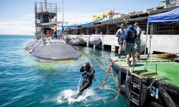  Dive operations underway in November 2025 during a Submarine Maintenance Period for USS Vermont. Image: U.S. Navy | Cmdr. Erik Wells